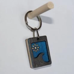 MD Custom Woodworks The Wave Recycled Skateboard Keychain